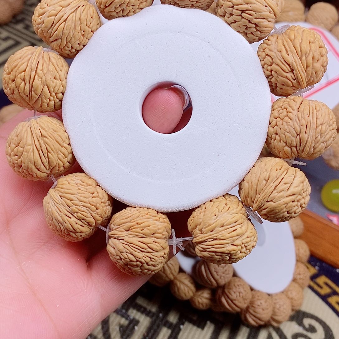 桃核手串热***、龙鳞凤尾23