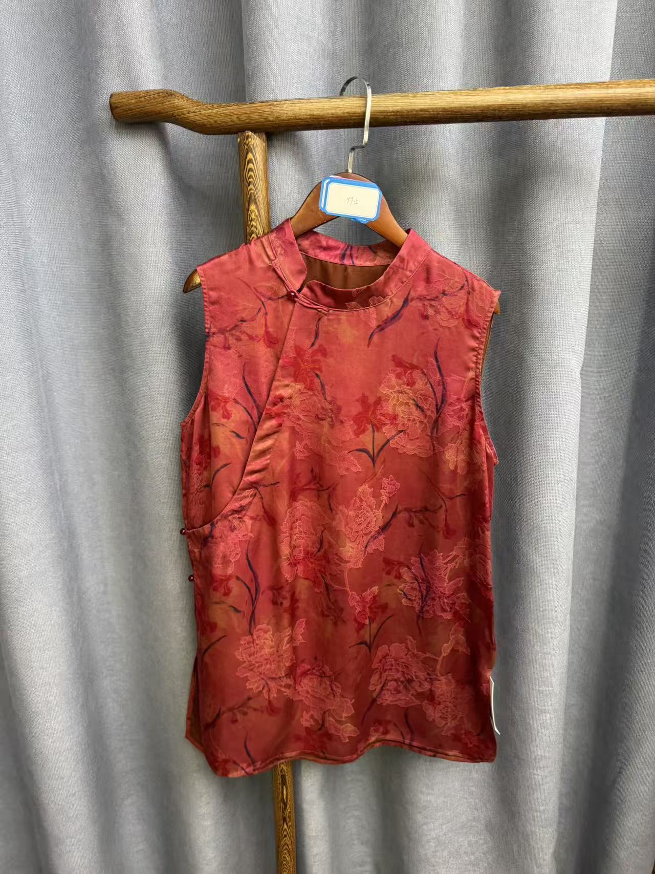 2025夏季新款时尚简约新中式桑蚕丝香云纱奥黛提花上衣女Y905