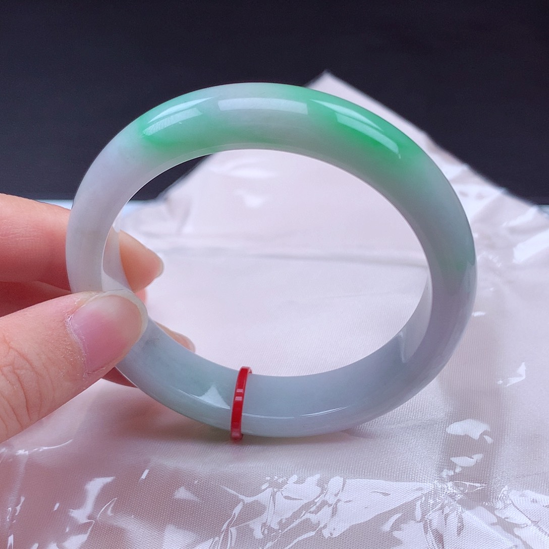 翡翠手镯未镶嵌手镯001925