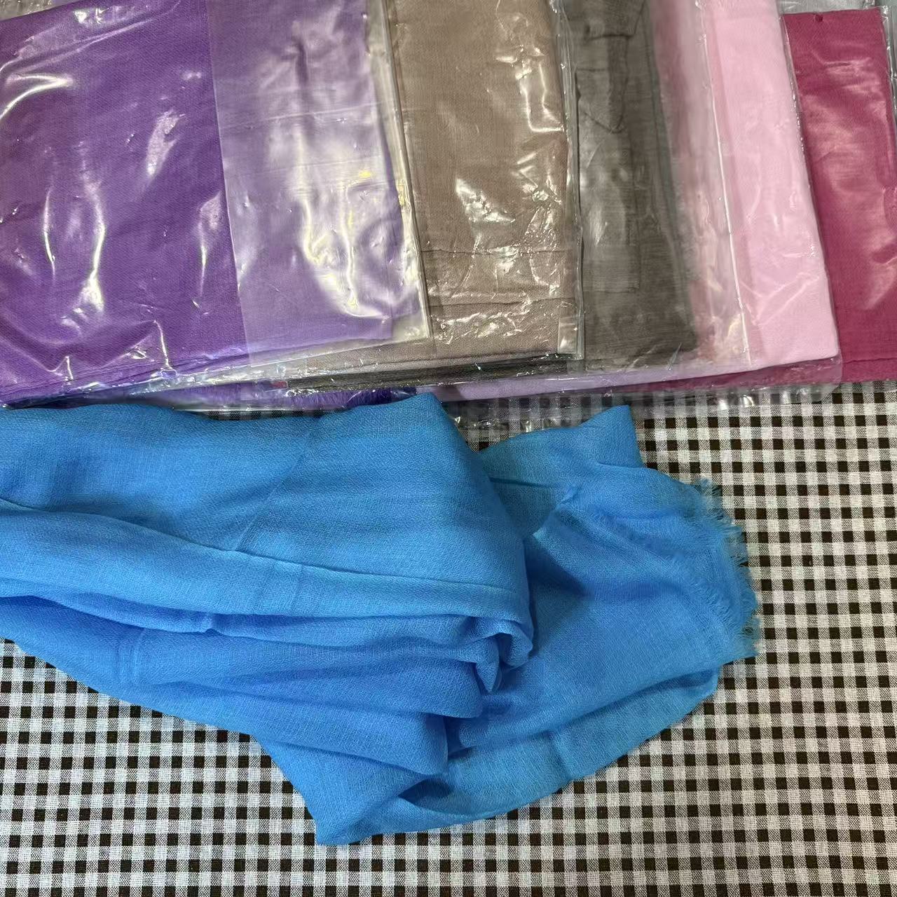 尼泊尔纯手工山羊绒素色围巾选款链接（直播间选款拍）
