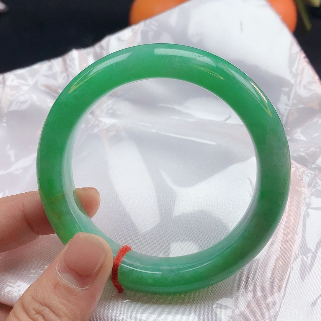 翡翠手镯未镶嵌55圈2331
