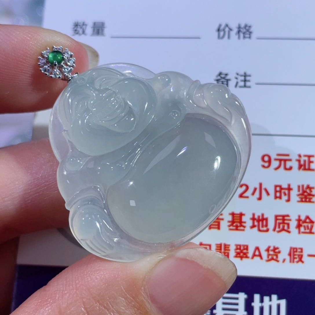 翡翠颈饰18K金镶嵌佛公