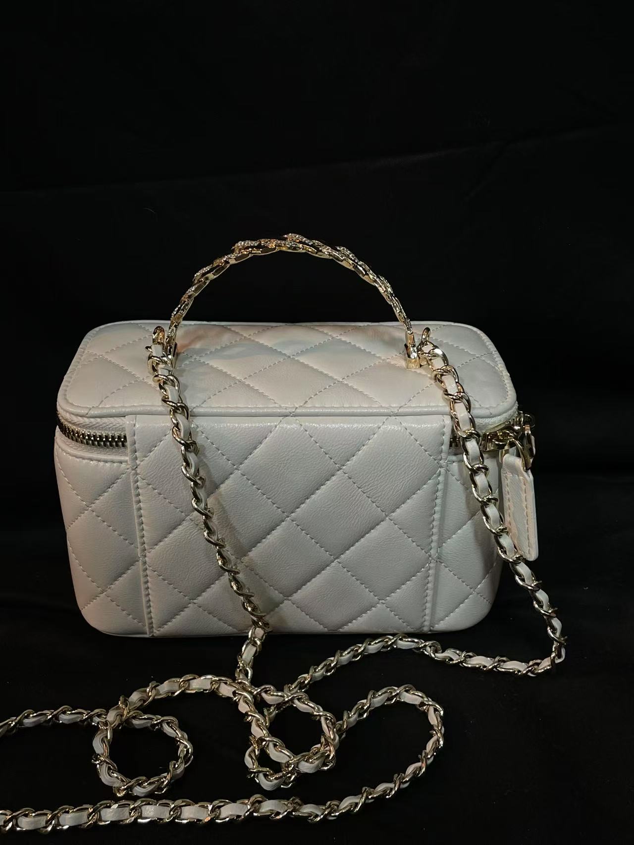 LQ-WITH-QUEEN真皮女包镜盒子白色-2