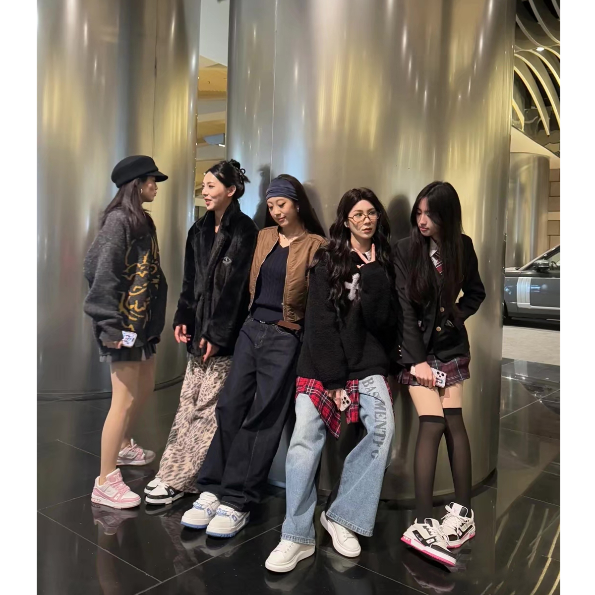 男女同款鞋 潮鞋 小白鞋 休闲板鞋 百搭 短裤裤子 T恤 外套 时尚