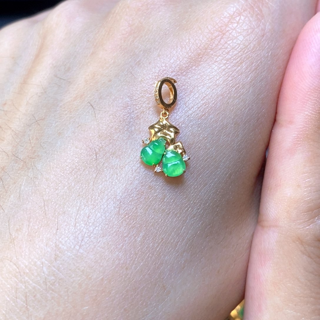 吊坠(不含链)18K金镶嵌翡翠