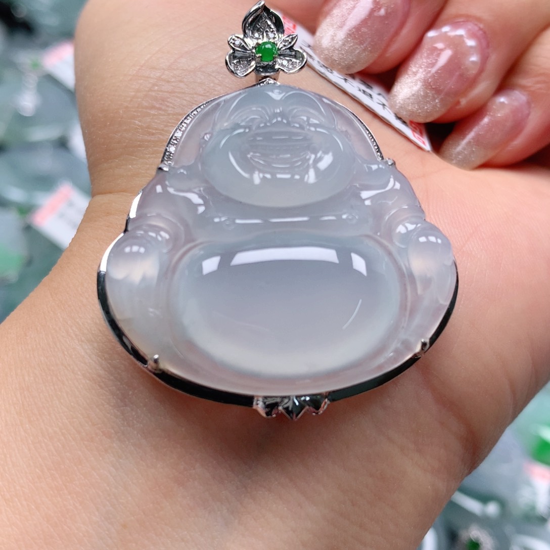 翡翠颈饰18K金镶嵌天然翡翠