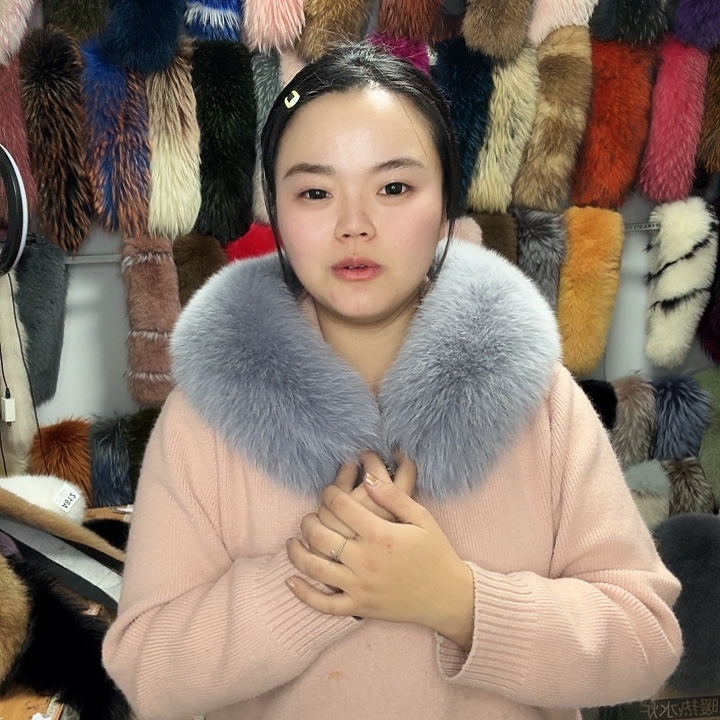 青***奶硅胶真皮真毛狐狸毛灰色