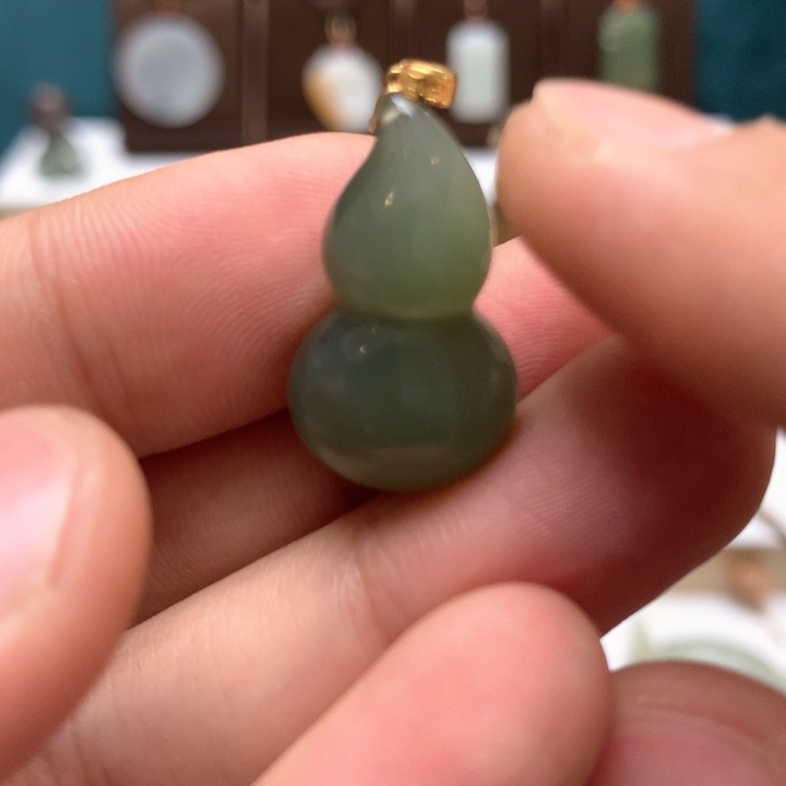 和田玉手链18K金镶嵌