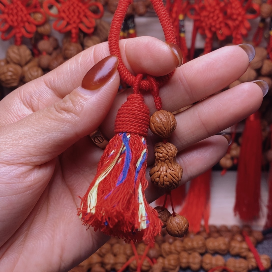 桃核吊坠龙纹桃枭