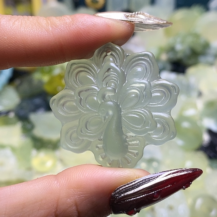 【闪购商品】蛇纹石玉颈饰未镶嵌