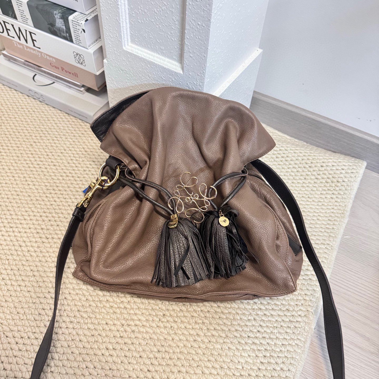 95新 LOEWE/罗意威 罗意威巧克力色水桶包
