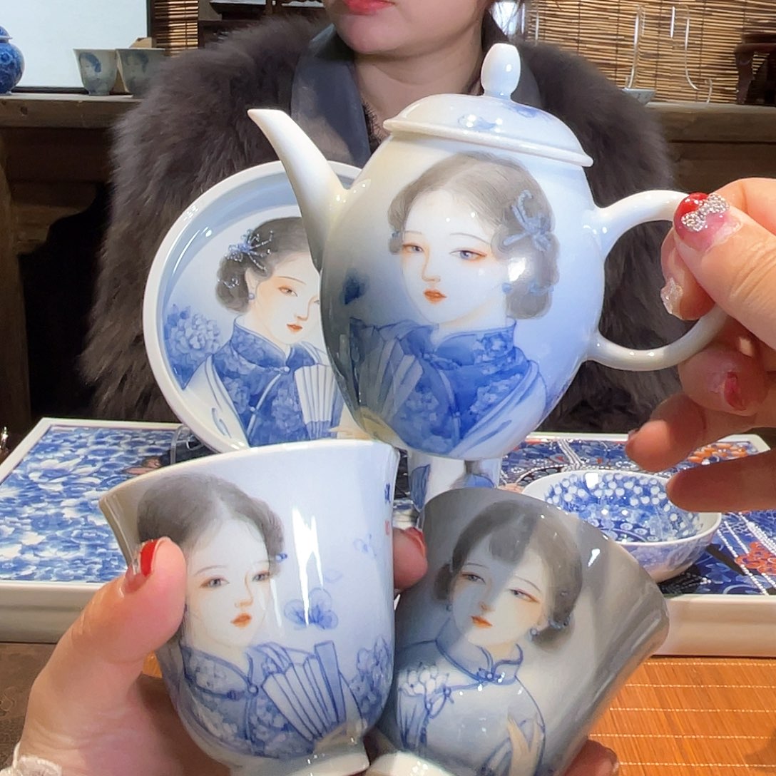 风**静三件 两个杯一个壶………………………………