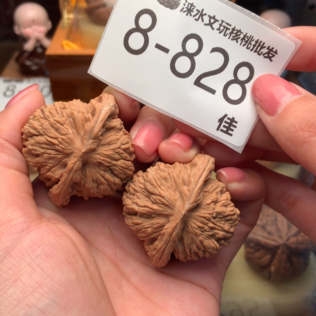 文玩核桃把件42四座楼