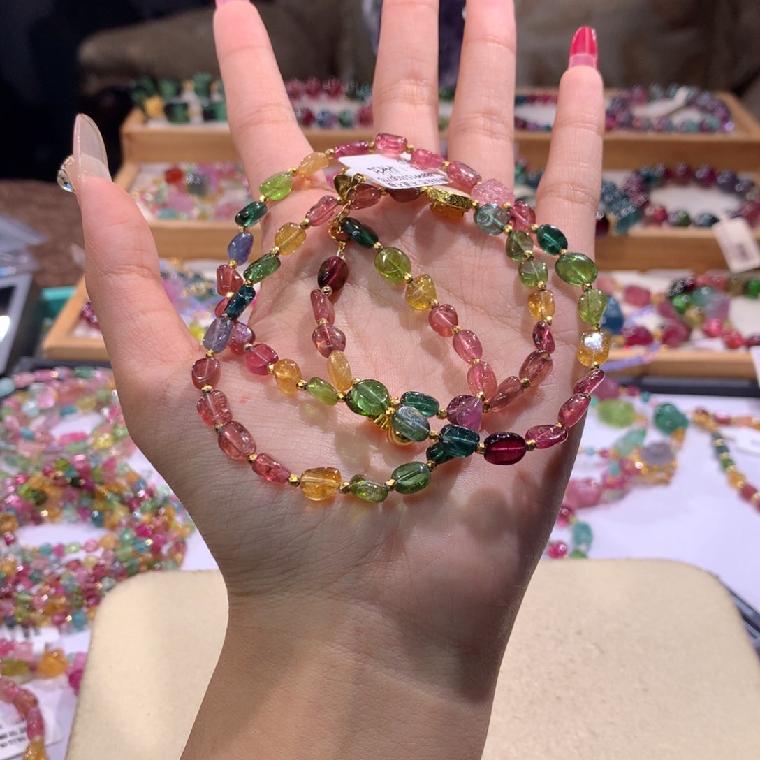 未镶嵌多样性发货其一碧玺