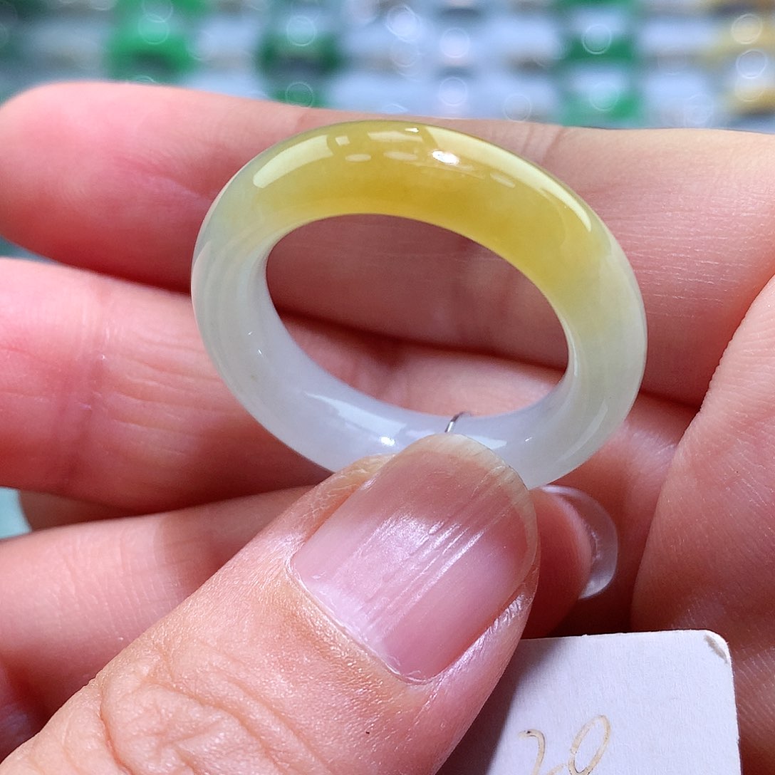 翡翠戒指未镶嵌20号