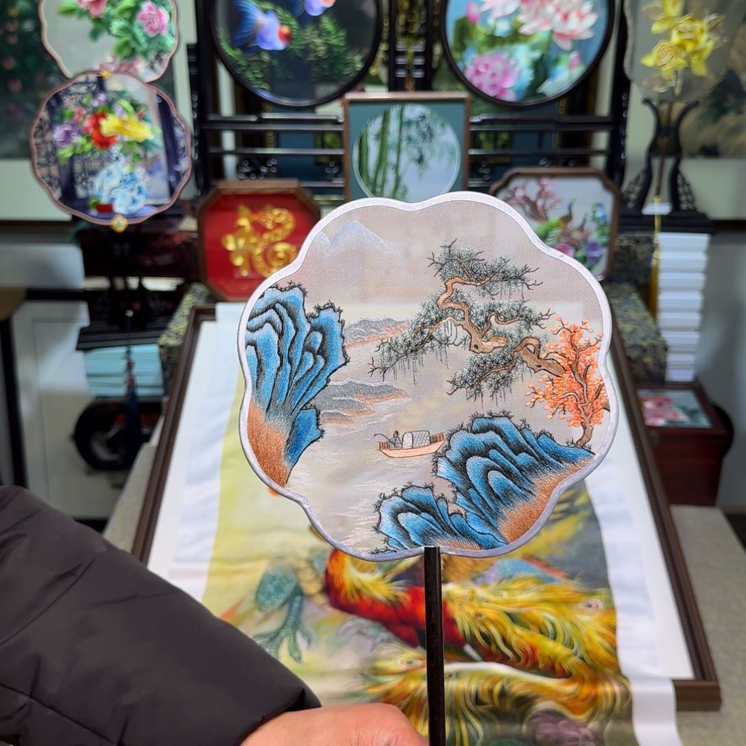 刺绣刺绣工艺精湛