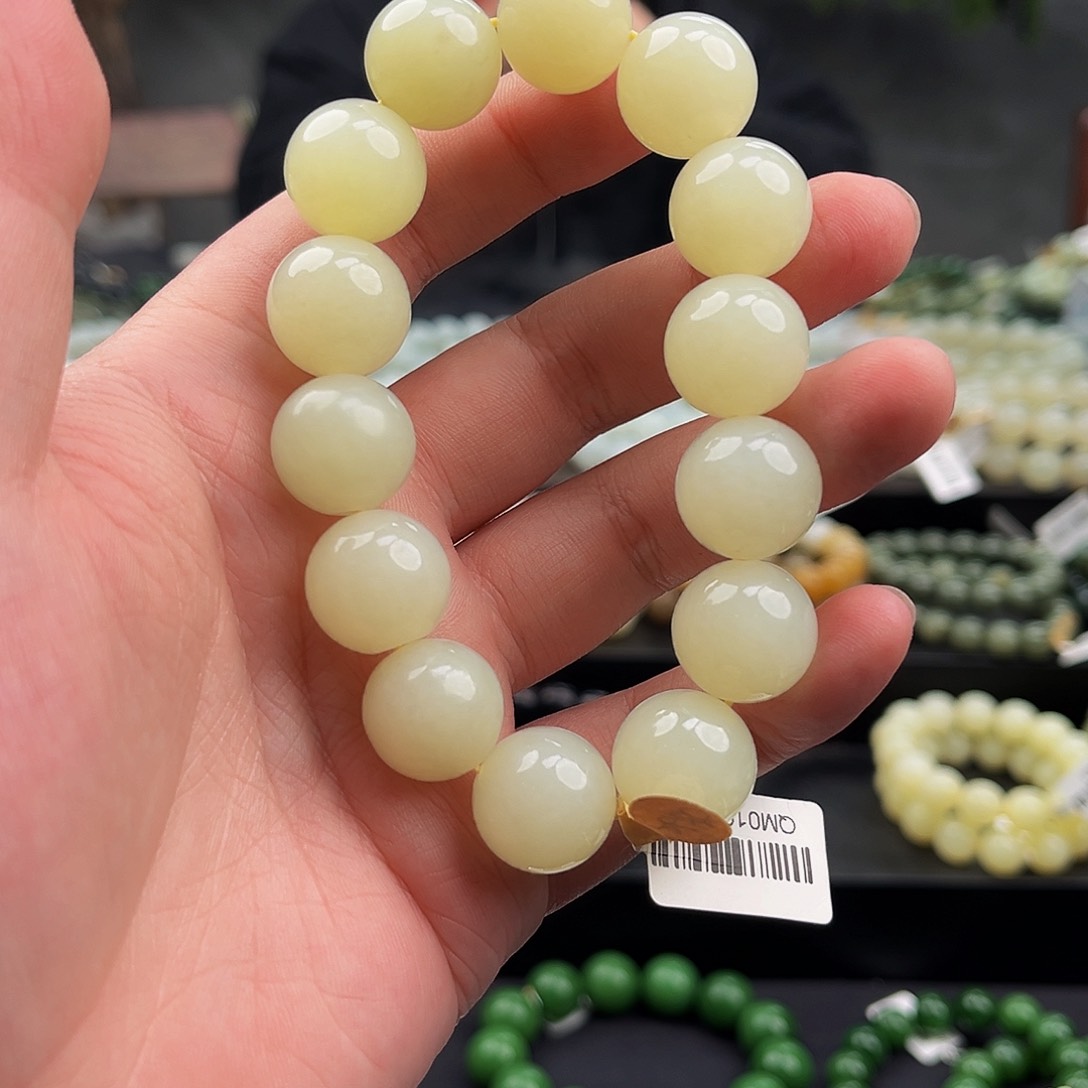 和田玉手串未镶嵌