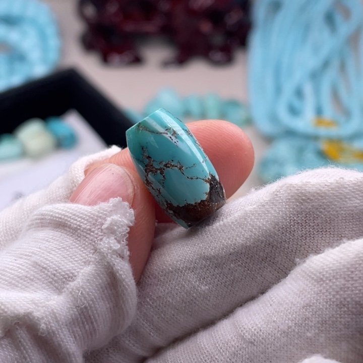 绿松石珠宝奇石未镶嵌