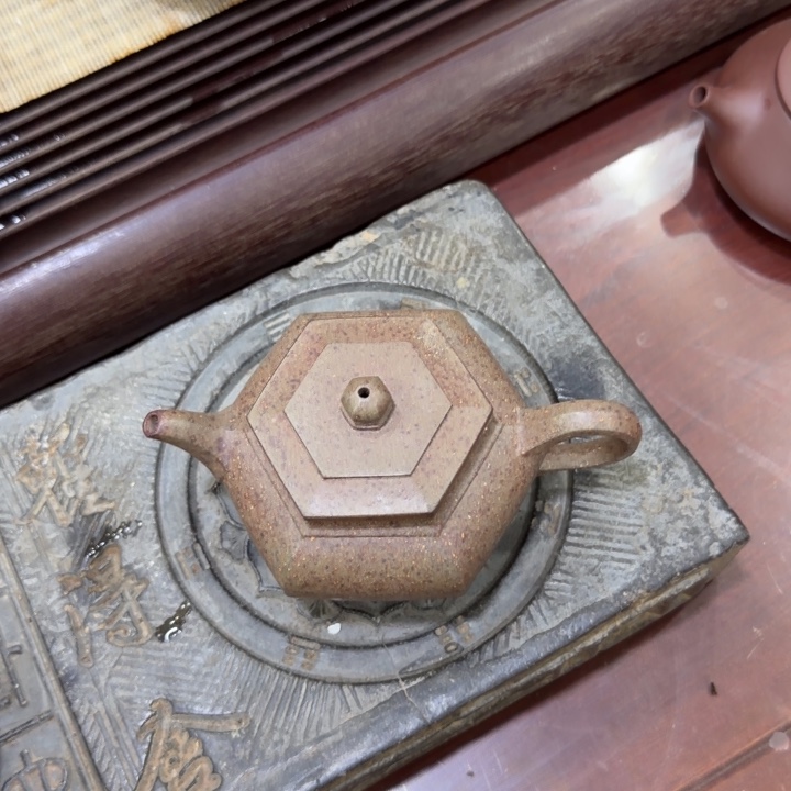 ****茶壶紫砂今天最后一场直播。明年见，乱炸