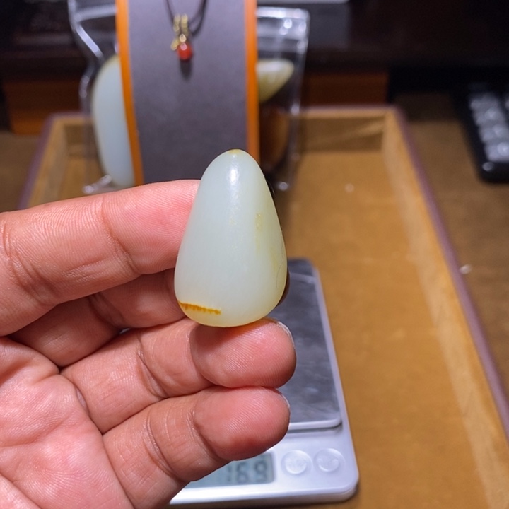 下***。和田玉（白玉）未镶嵌颈饰