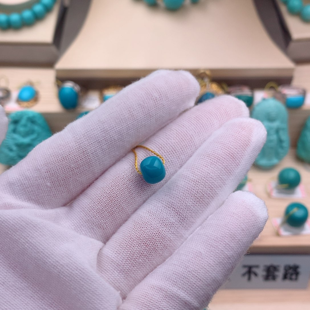 绿松石珠宝奇石未镶嵌8.3*6.9