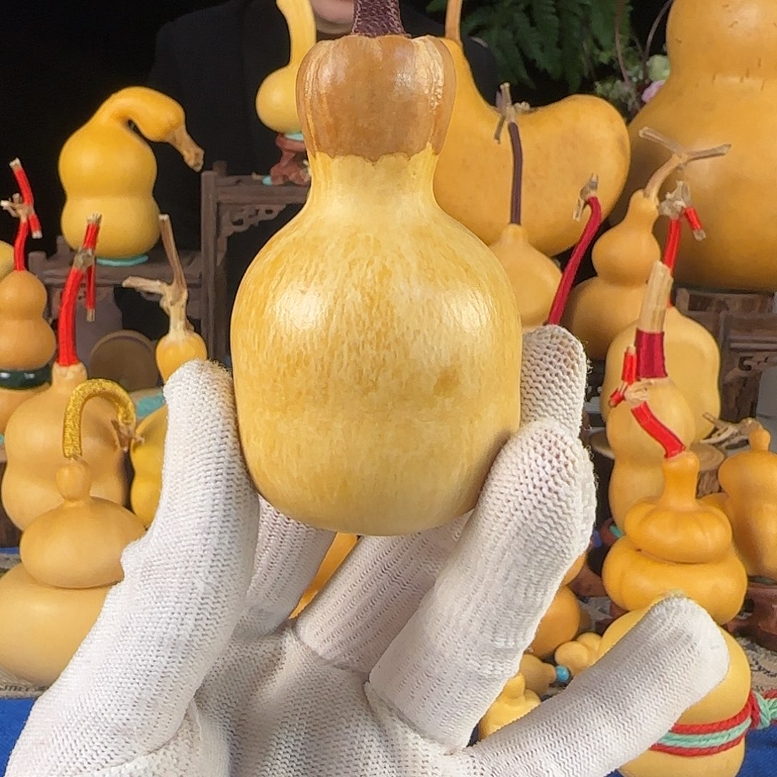 三****大叶紫檀（黑酸枝木类）