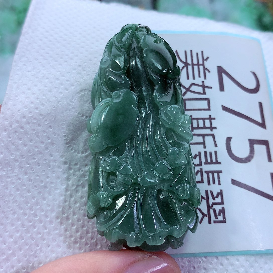 吊坠(不含链)未镶嵌翡翠