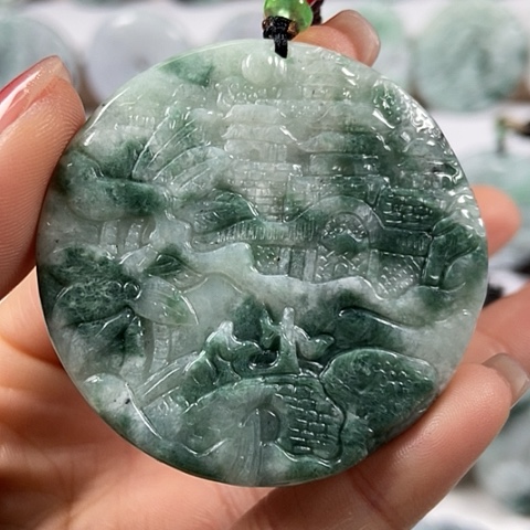 翡翠颈饰未镶嵌山水福利