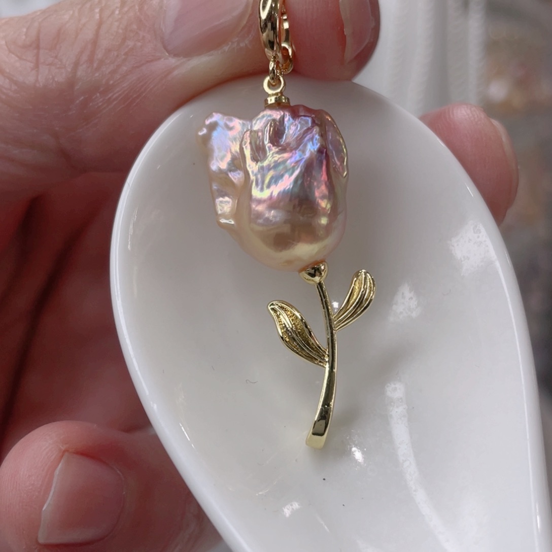 颈饰未镶嵌淡水珍珠