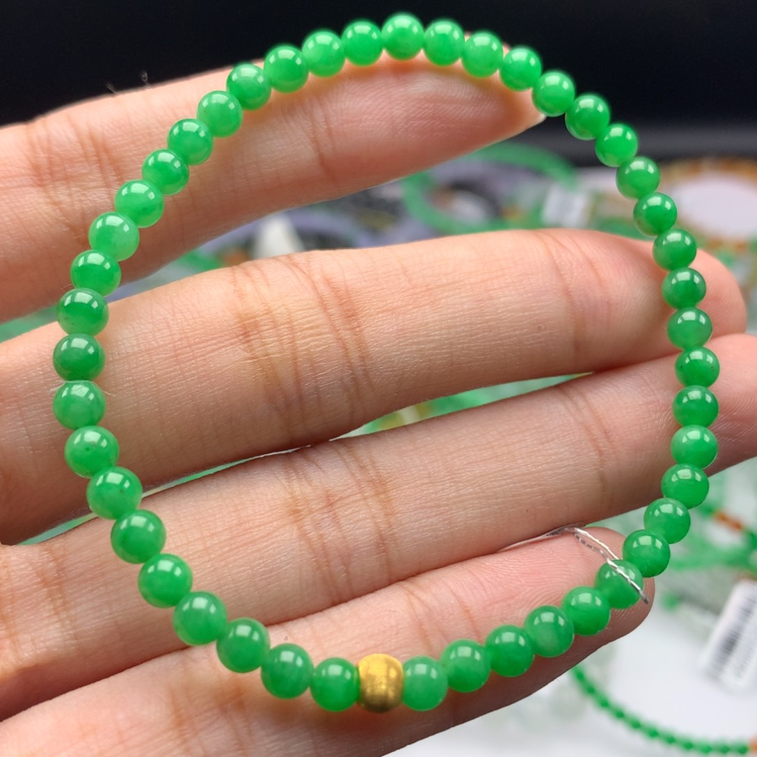 翡翠手链未镶嵌卡