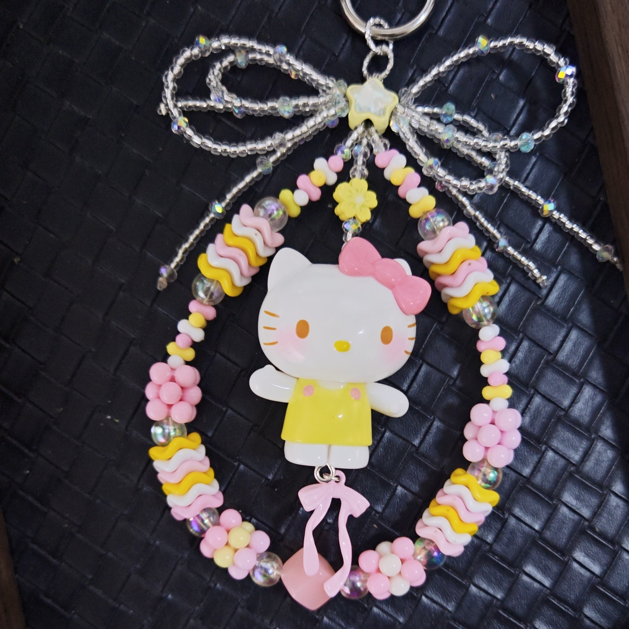 超可爱kitty夏日彩虹糖系列DIY手工车挂件