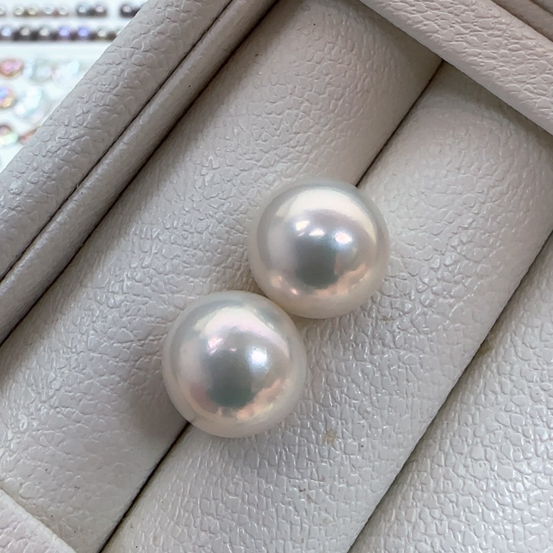 18K金镶嵌淡水珍珠耳饰