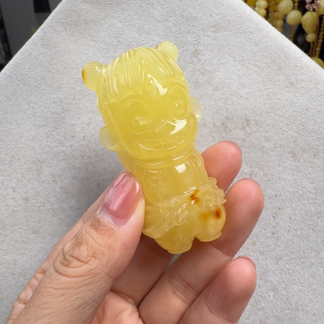 蜜蜡未镶嵌珠宝奇石