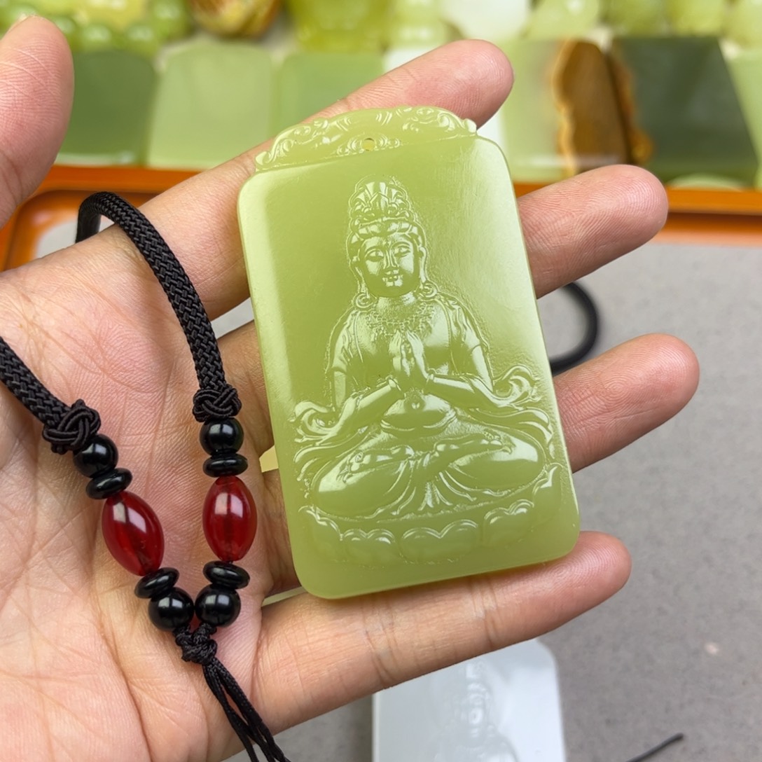 新疆昆仑山料观音