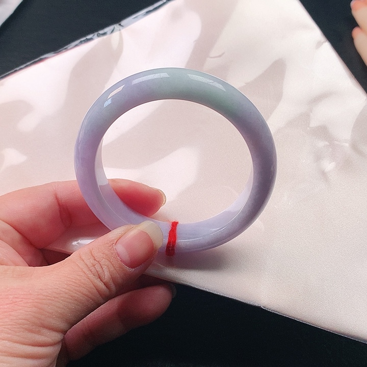 翡翠手镯未镶嵌翡翠124