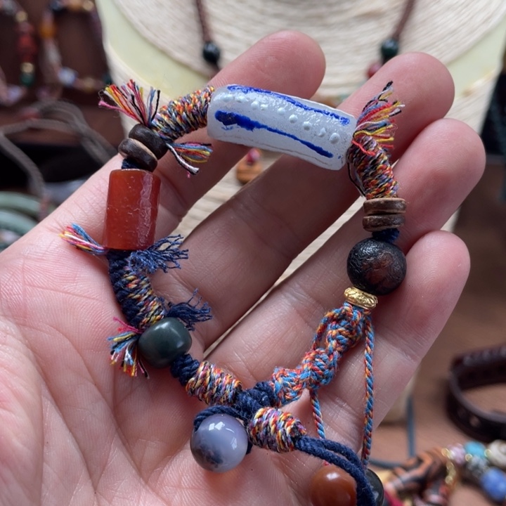 玛瑙/玉髓颈饰未镶嵌