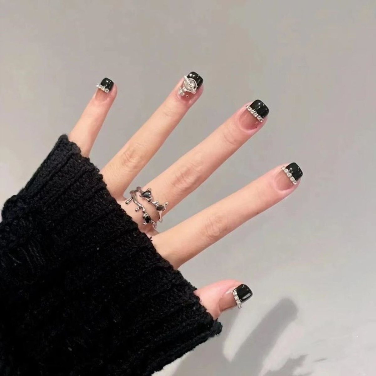 黑法式腰钻土星穿戴甲手工短甲10个带钻 欧美风穿戴甲穿戴式显白