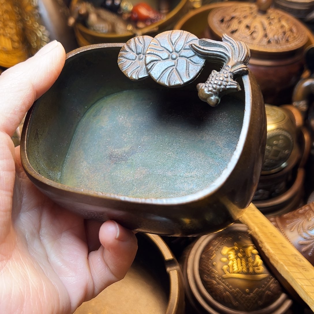 精美铜器工艺品等