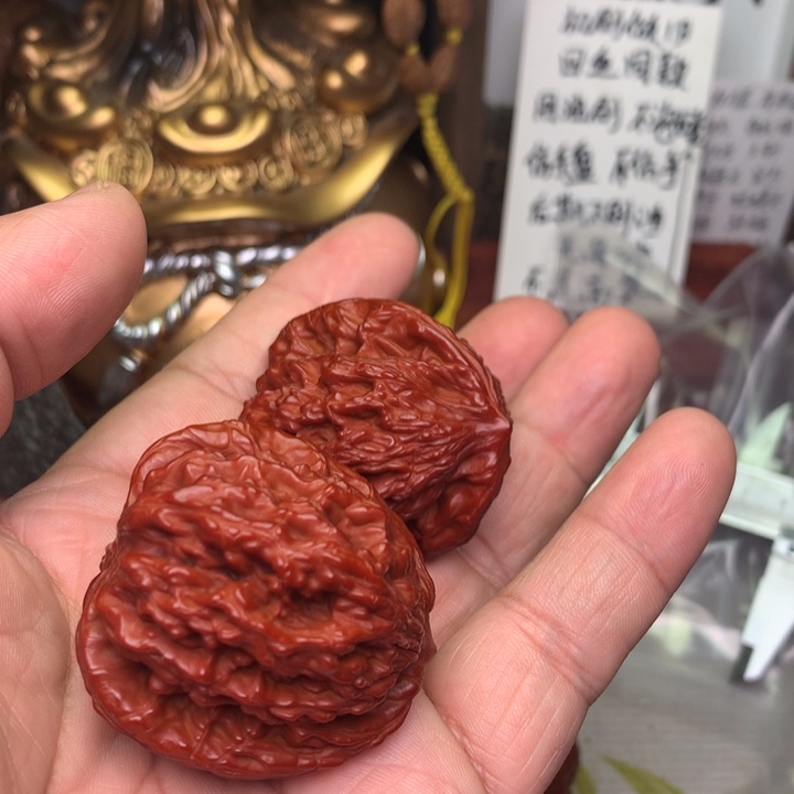 文玩核桃把件斑*虎头