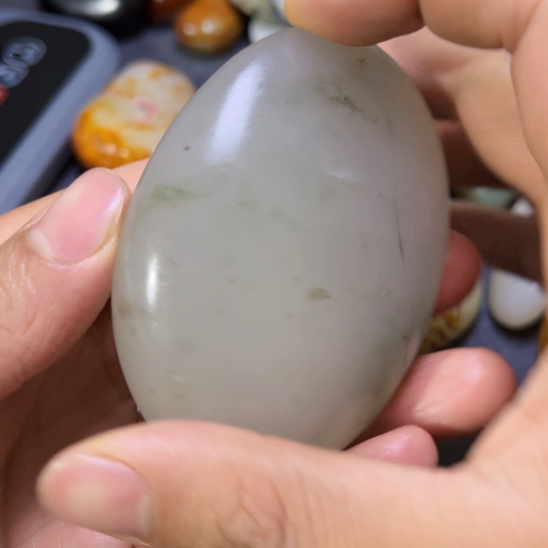 和田玉未镶嵌珠宝奇石