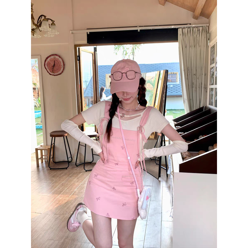 【花漾茶町】甜酷多巴胺牛仔背带裙女夏季减龄穿搭小众风短裙短袖