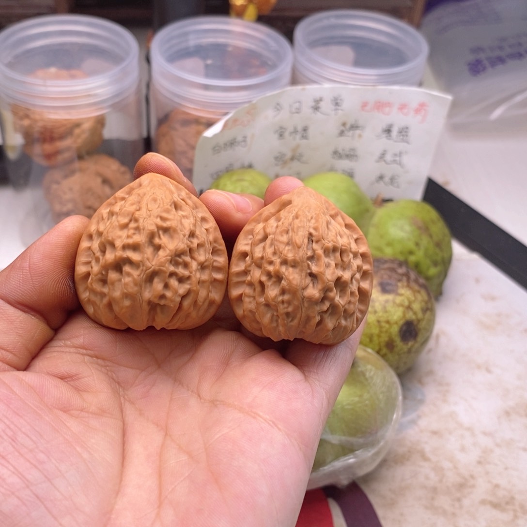 吊坠文玩核桃36金牛小修