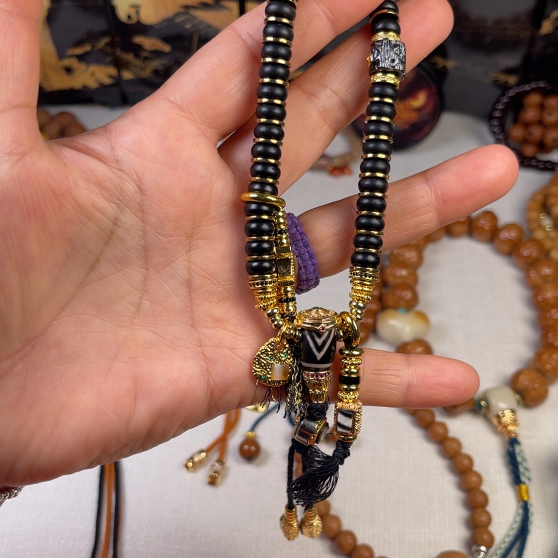 吊坠椰蒂23455678899999