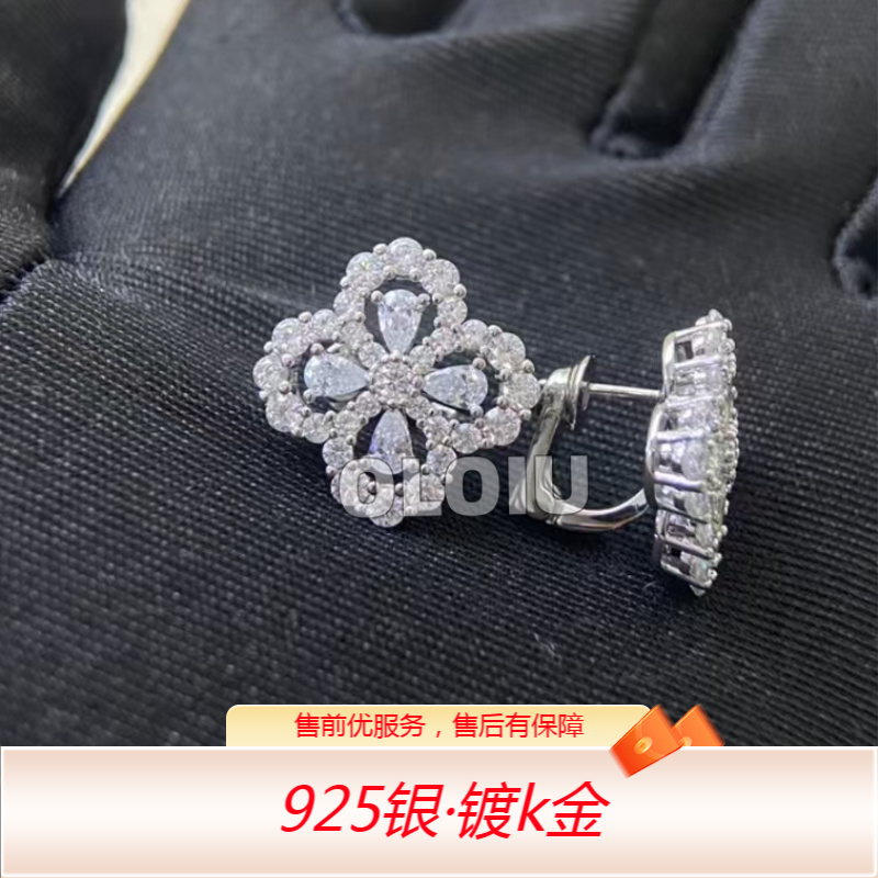 925银耳饰 简约 经典 loop耳钉