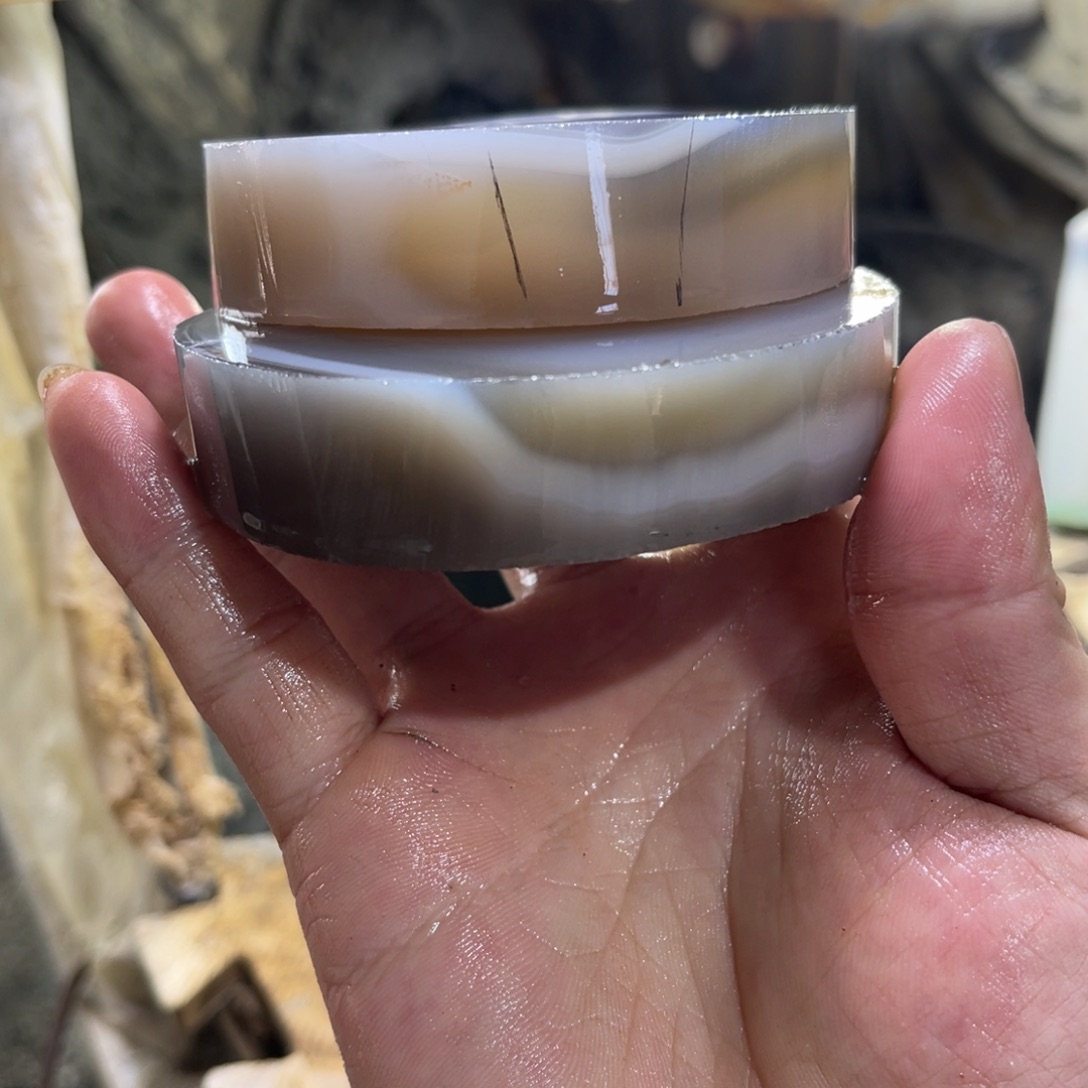 冬***阳定制玛瑙手镯工费