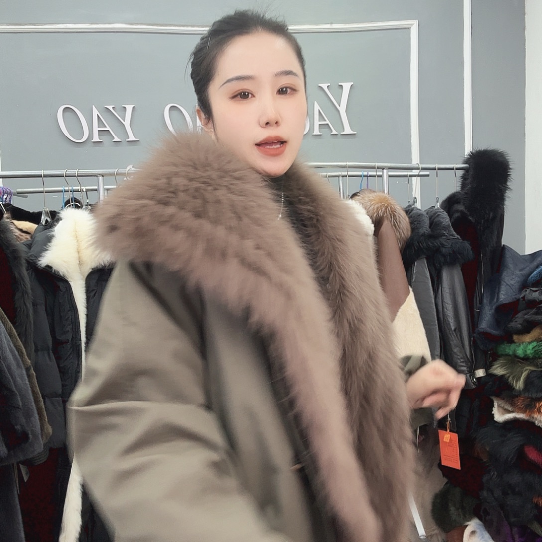 姚小妖家高端皮草