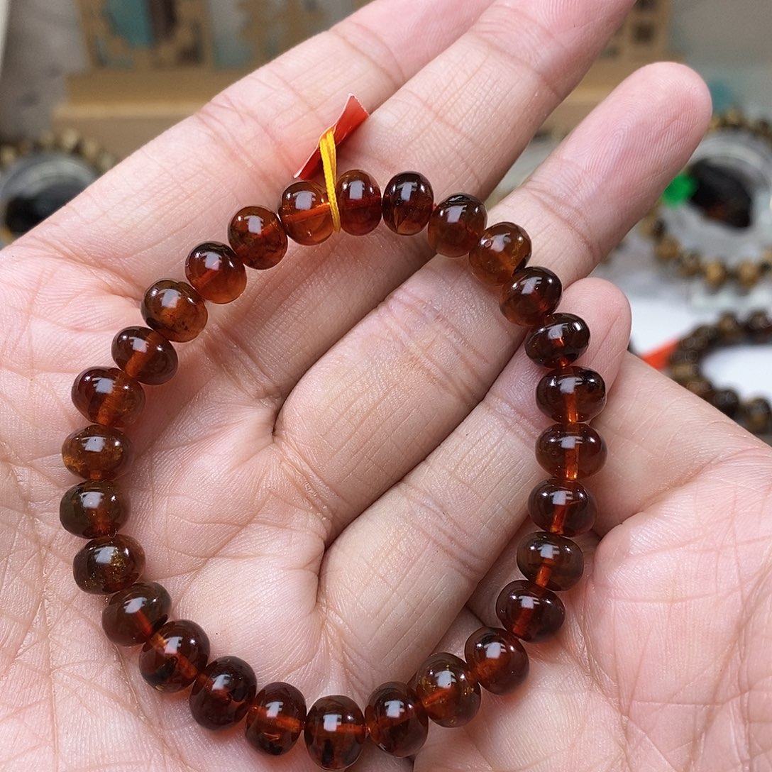 琥珀未镶嵌手链8血