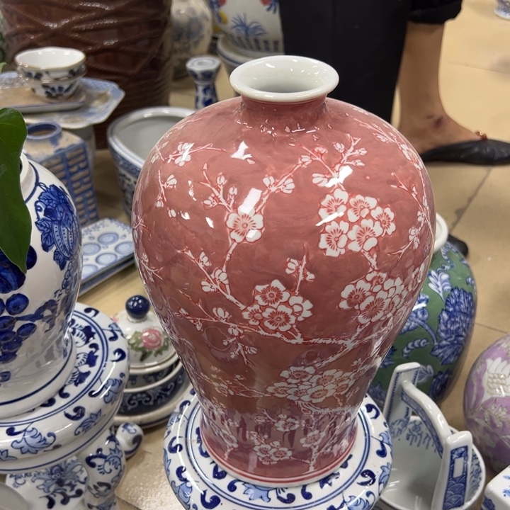 瓷片微瑕陶罐。。。。。。。。。。。。。