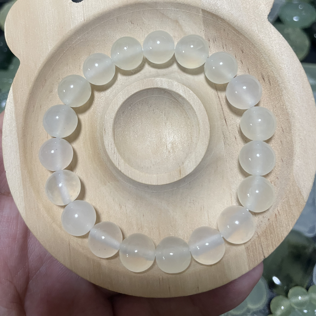 纯天然的岫岩玉石