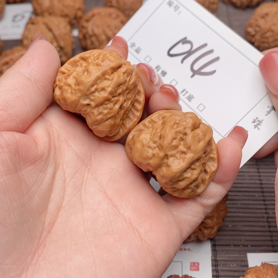 文玩核桃吊坠秋*。36蛤蟆014